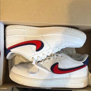 Nike Air Force 1 LV8 White Red Blue Sneakers